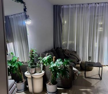 Teigar Apartment | Downtown studio by the sea