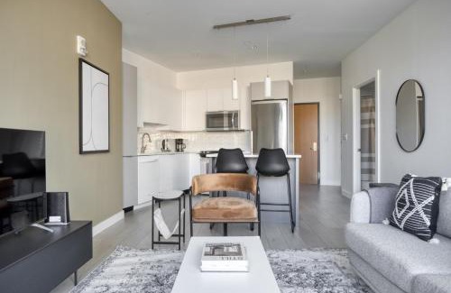 Chinatown Apartment | DowntownFinancial District 1br w wd gym BOS-799