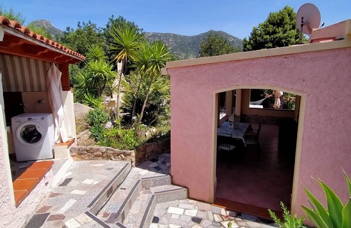Villaggio delle Mimose House | DOXINA - BeLocations House surrounded by nature