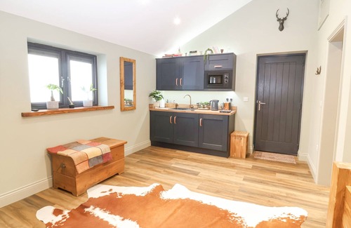 East Cowton Cottage | Dragonstone Lodge