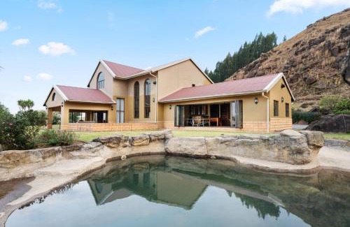 Himeville House | Drakensberg Luxury Accommodation - Misty Ridge