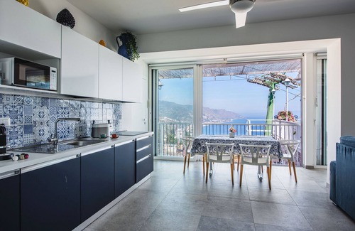 Mazzaro Apartment | Dream View Suites Taormina - Appartamento con Vista Mare 3