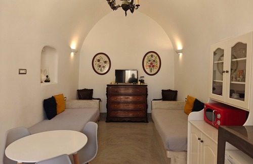 Emporio Villa | Dreamer's secret villa II