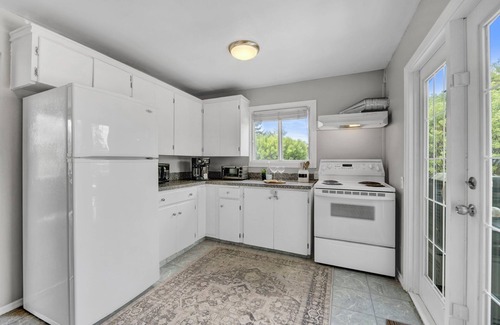 Montgomery House | Dreams off 16th