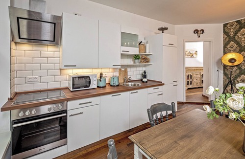 Nausslitz Apartment | Dresden Bakery Apartment