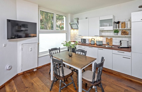 Nausslitz Apartment | Dresden Bakery Apartment