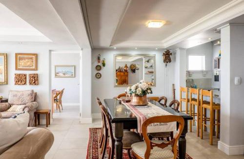 Shelley Point Villa | Driftwood Beachfront Manor - Shelley Point