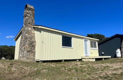 Phippsburg Cabin | Driftwood Cottage just Steps to the Sandy Popham Beach!