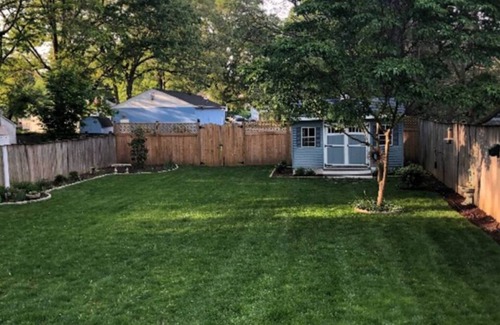 Annapolis House | DTA 2 bdrm w/parking, pet friendly, great location with all of the amenities!