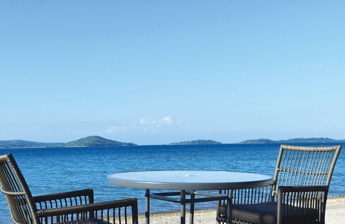 Volivoli Villa | Dua Dua Beach Resort Deluxe - double room 2