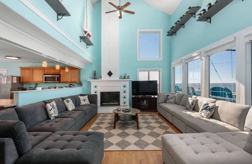 Duck House | Duck Blind: Coastal Views, Infinity Pool, Spa, Sauna & Game Room