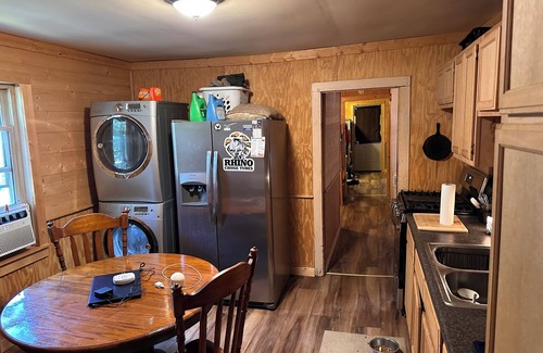 Grubbs Cabin | Duck Hunters Paradise: Charming 2-bedroom lodge in lovely Grubbs Arkansas.