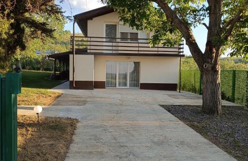 Petrovaradin House | Dumbovo Guest House