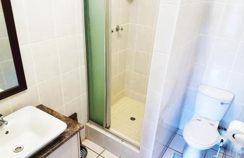 Manaba Beach Apartment | Dumela Margate Flat No 3