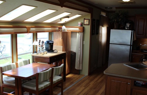 Sandbridge Cottage | DUN e NUF COTTAGE @ SANDBRIDGE BEACH ENJOY THE AMAZING SUNSETS IN PARADISE