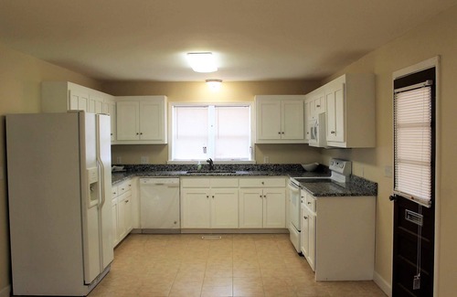 Duncan House | Duncan Home on the Main Near GSP Airport and BMW