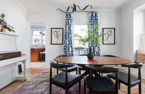 Dundee-Happy Hollow Historic District House | Dundee Getaway Firepit BBQ Walk to Dining & Shops