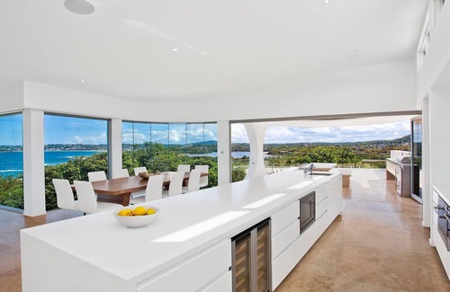 Forresters Beach House | DUNDERAVE - BEACHFRONT LUXURY