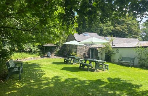 Randalstown Villa | Duneden Cottage and Grounds