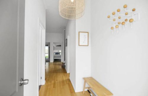 Goolwa Beach House | Dunescape 4BRM NBN Views