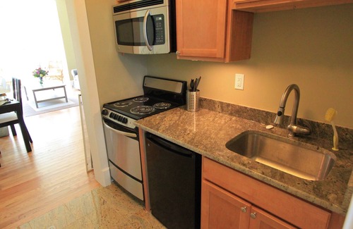 Wheeler House | DunesWalk Inn at the Furness Mansion - Indiana Dunes - Sleeps 1-19
