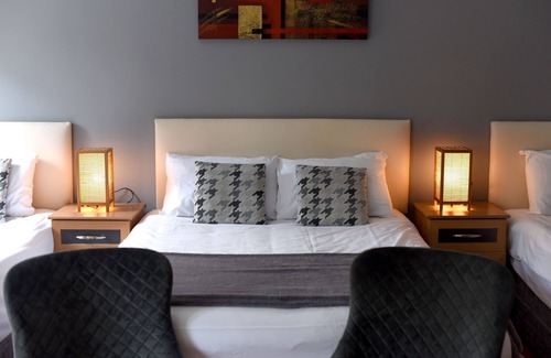 Ballyhugh House | Dungimmon House