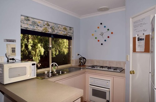 Dunsborough Villa | Dunsborough Seahaven Villas, Tucked in Town