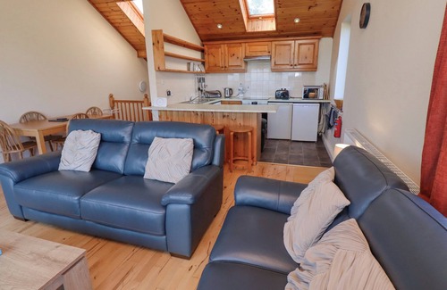 Embleton Cottage | DUNSTANBURGH VIEW, pet friendly, country holiday cottage in Embleton