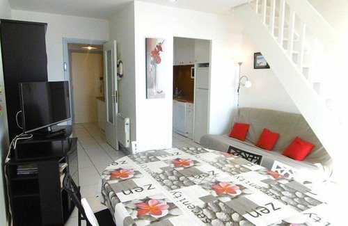 Saint-Jacques Apartment | Duplex 3 rooms 4 to 6 people Beautiful sea view