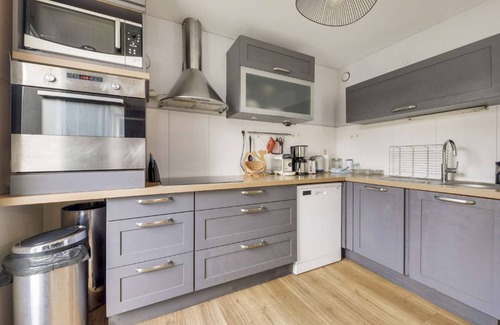 Sannois Apartment | Duplex apartement in downtown with parking