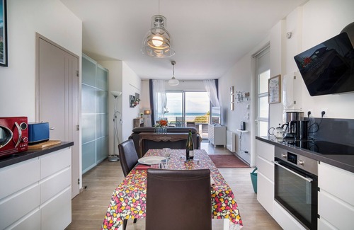 Plomodiern Apartment | Duplex apartment with large terrace facing the sea