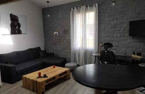 Lunel Apartment | Duplex au Coeur de Lunel