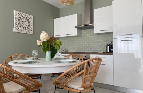 Saint-Prix Apartment | Duplex BOHEME near JO 2024, terraces, garden, view on PARIS, sauna