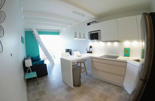 Fond Lahaye Apartment | Duplex, feet in the water, 5 min drive from downtown
