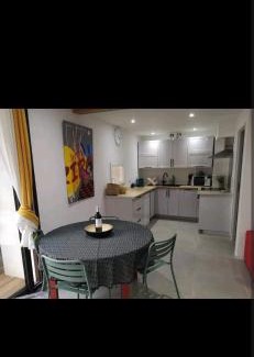 Prades House | Duplex refait à neuf dans vieille bâtisse