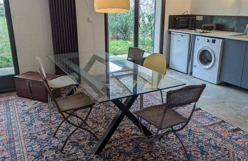 Sarrians House | Duplex rez de Jardin, 2 Chambres Plus Salon Cuisine, vue Ventoux