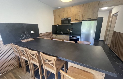 Laveissiere Apartment | Duplex T4 résidence les Étoiles du Sud