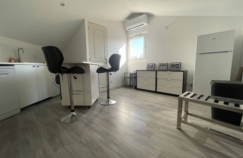 La Capelette Apartment | Duplex - Tranquillité à Marseille Deux Logements au Sein D'un Duplex Chaleureux