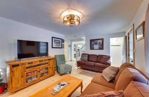 Chittenden House | Duplex Unit, 2 Mi to Chittenden Reservoir!