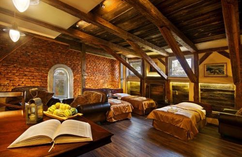 Boratyn Bed & Breakfast | Dwór Boratyn