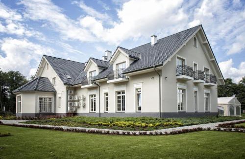 gmina Klucze Hotel | Dworek nad Rozlewiskiem
