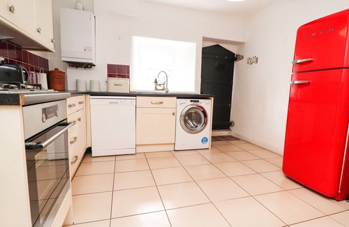 Long Preston Cottage | DYSON HOUSE, pet friendly, character holiday cottage in Long Preston