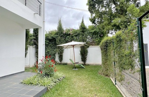 Antananarivo Apartment | E&D Appartement avec 2 jardin privé, Calme et Sécuriser, Idéal pour les Familles
