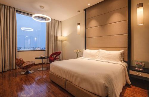 Royapettah Hotel | E Hotel