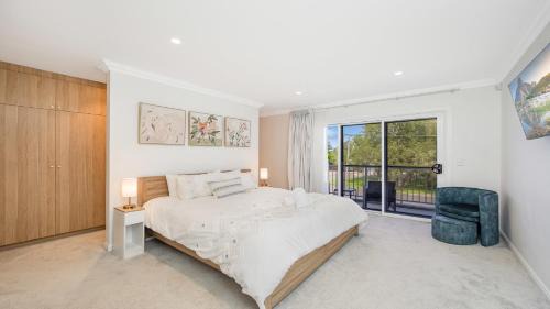 Long Jetty House | 'E Retreat On Archbold' by Accom Holidays