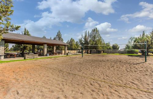 Redmond Ski Chalet | Eagle Crest Resort Cabin