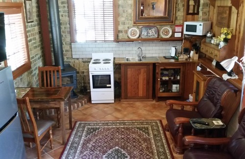 Gawler Bed & Breakfast | Eagle Foundry Bed & Breakfast