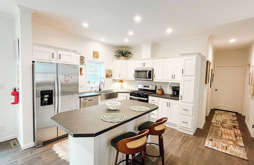 Rome House | Eagle's Nest Guest House IV - Less than 2 Miles to Sand Valley - 12 beds!