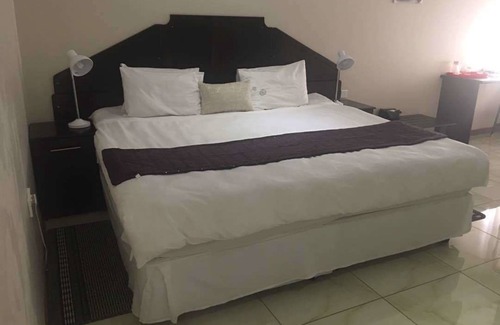 Ghanzi House | Eagle Suites Guest House
