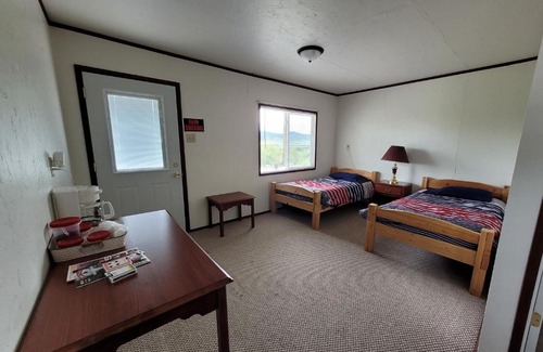 Sturgis Cabin | Eagles Landing Campground